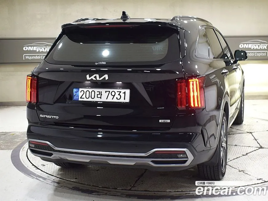Kia Sorento — фото 3