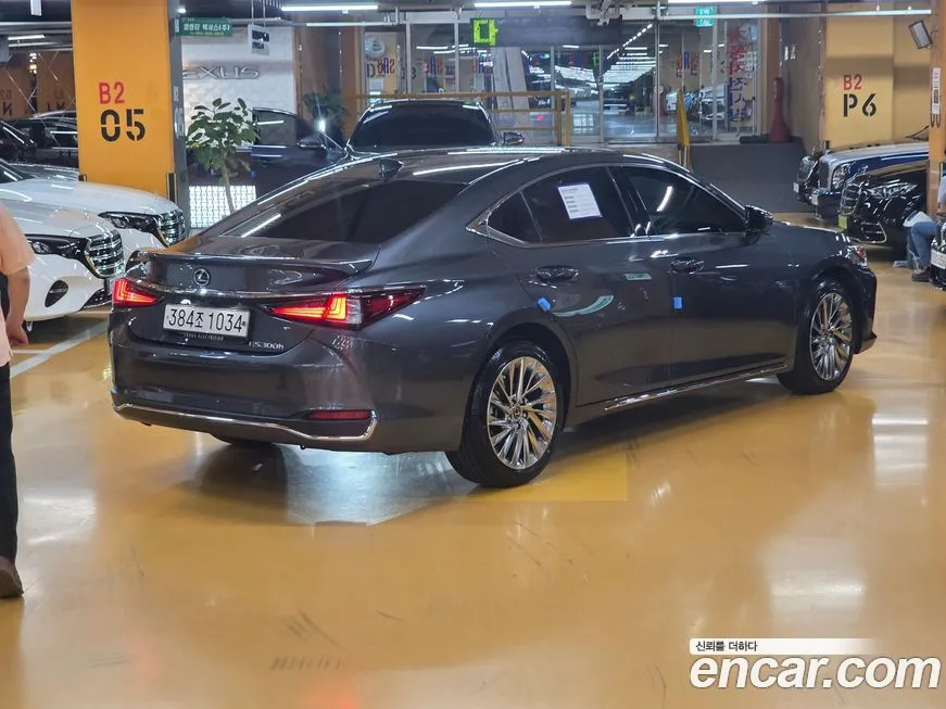 Lexus ES 2025 из KR, фото 2