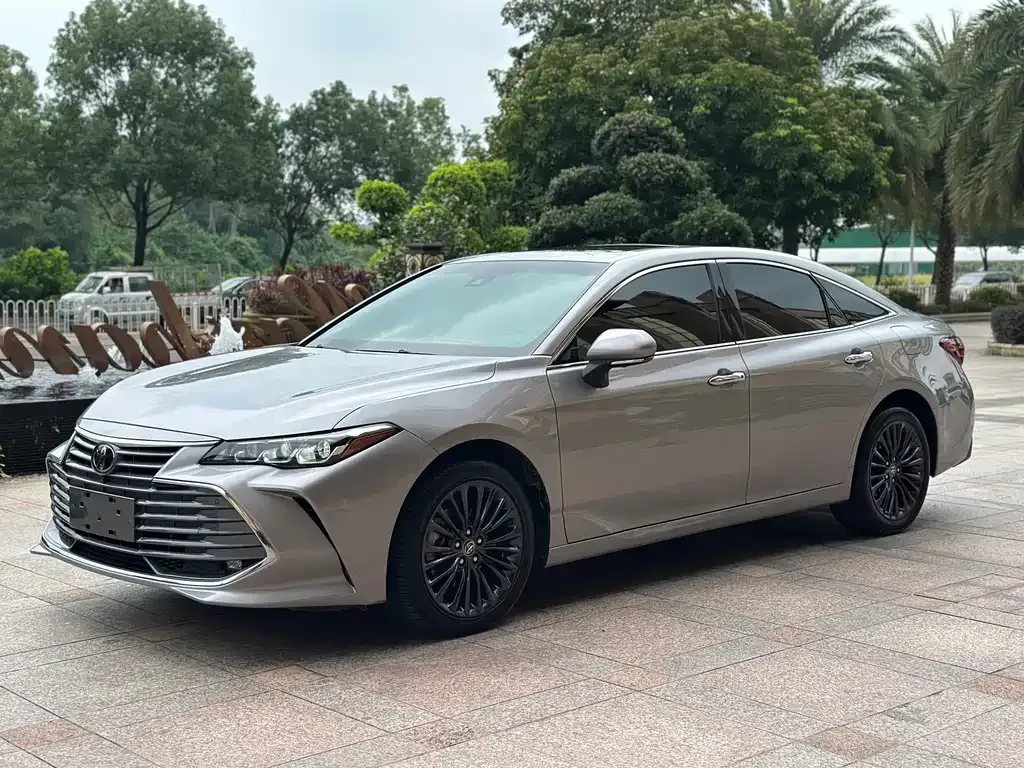 Toyota Avalon 2021 из CN, фото 1