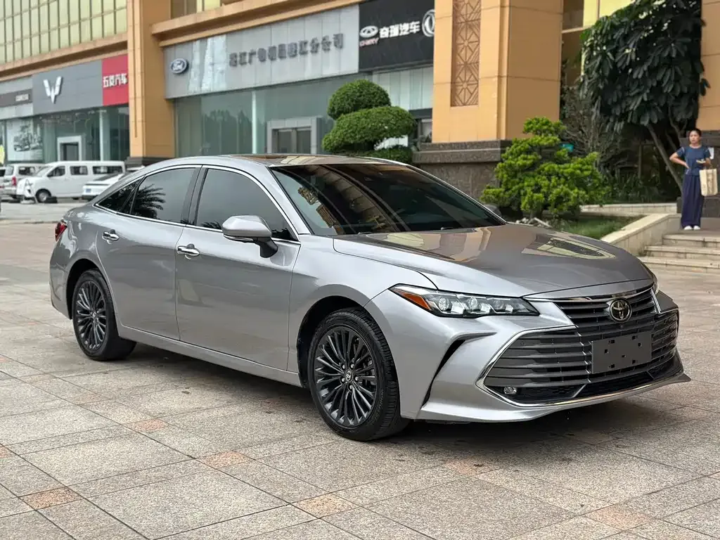 Toyota Avalon 2021 из CN, фото 3