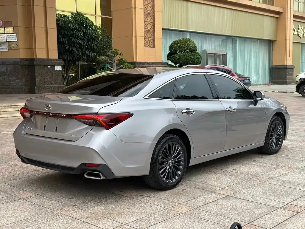 Toyota Avalon 2021 из CN, фото 4