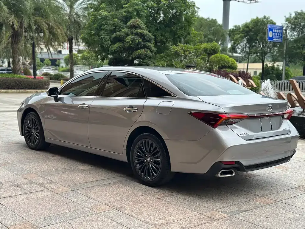 Toyota Avalon 2021 из CN, фото 5