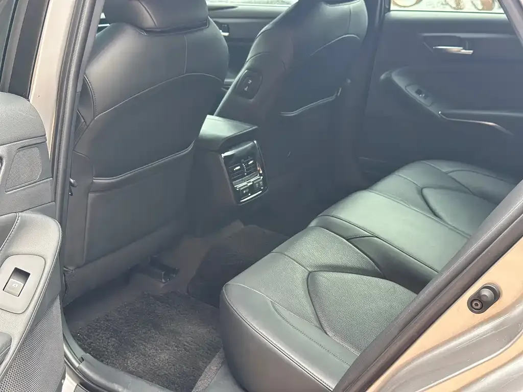 Toyota Avalon 2021 из CN, фото 7