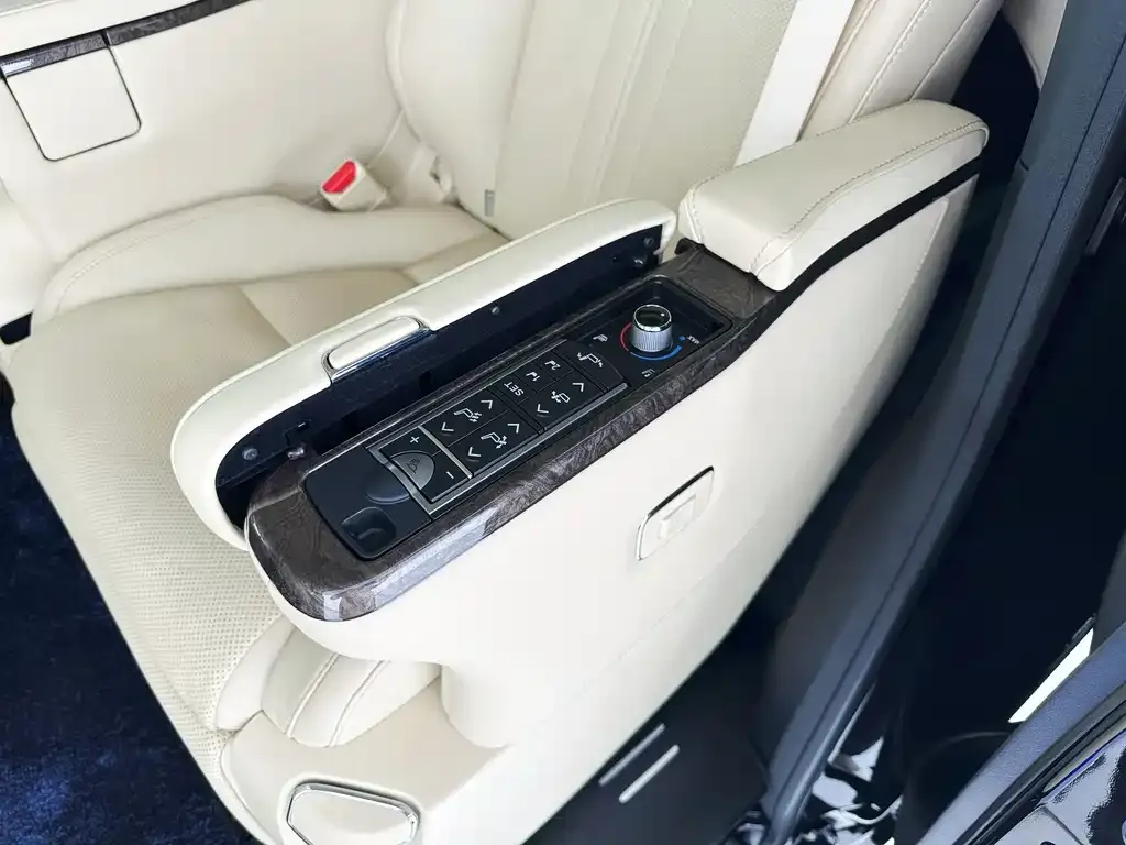 Toyota Vellfire 2022 из CN, фото 4