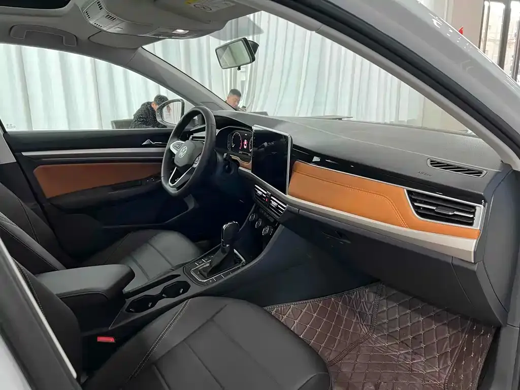 Volkswagen Bora 2024 из CN, фото 4
