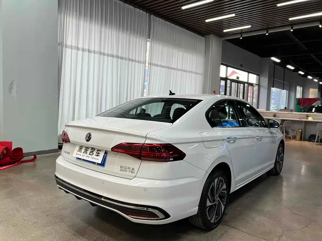 Volkswagen Bora 2024 из CN, фото 9