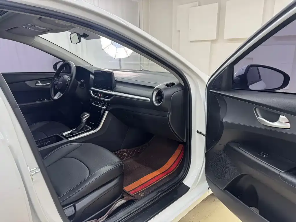 Kia K3 2022 из CN, фото 10