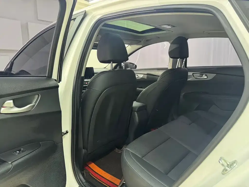 Kia K3 2022 из CN, фото 8