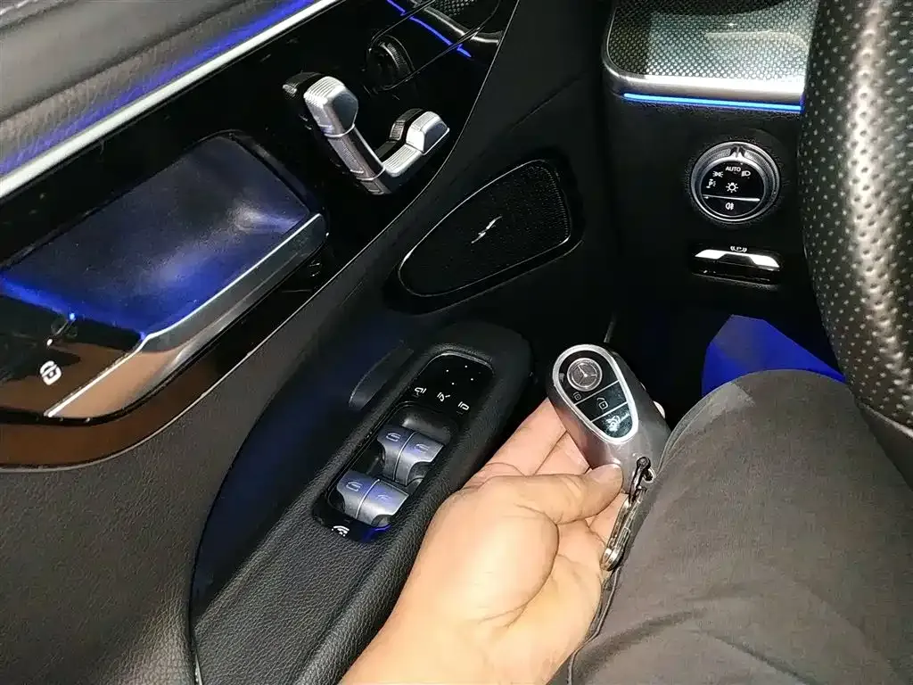 Mercedes-Benz C-Class 2022 из CN, фото 9