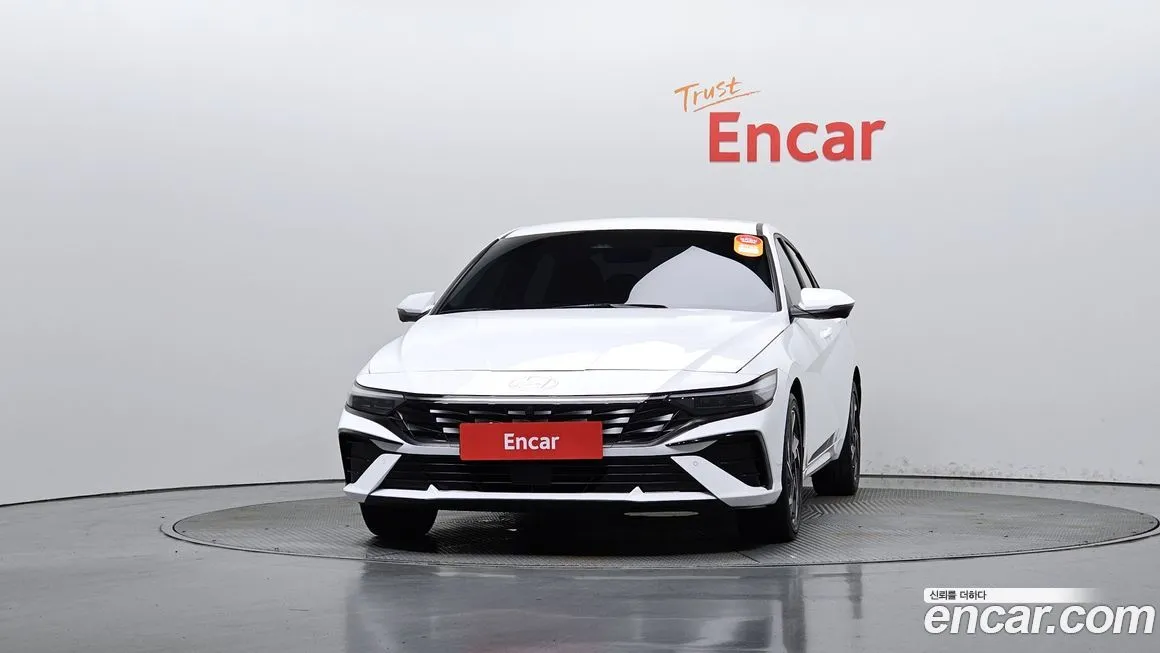 Hyundai AVANTE — фото 3