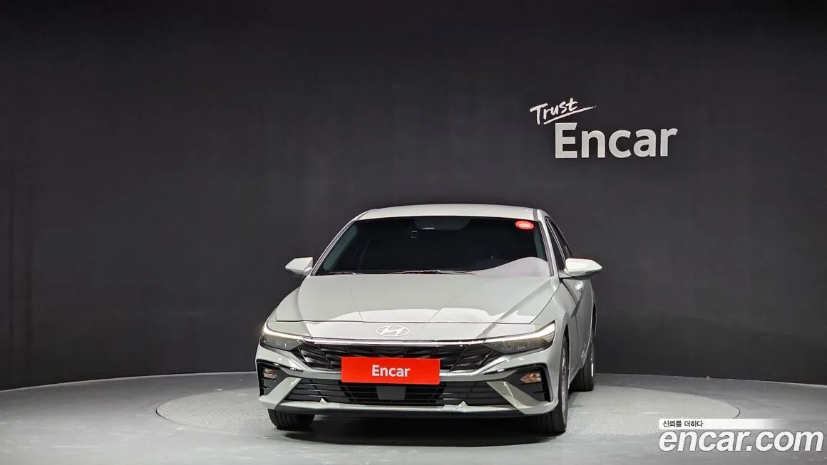 Hyundai AVANTE — фото 3