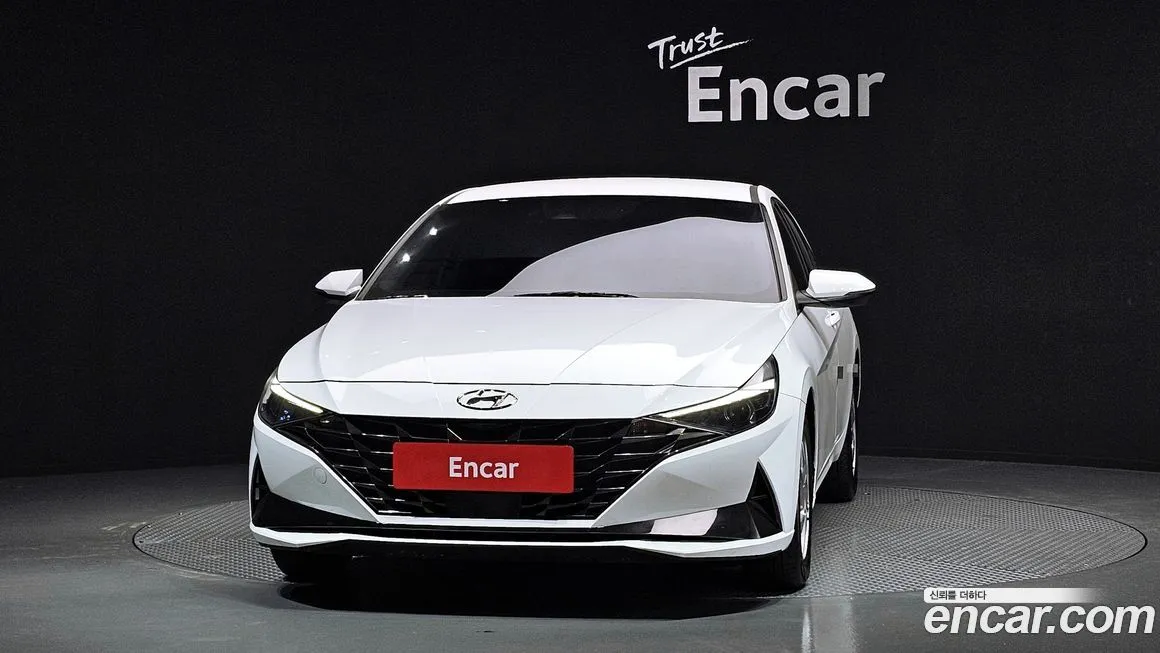 Hyundai AVANTE — фото 3