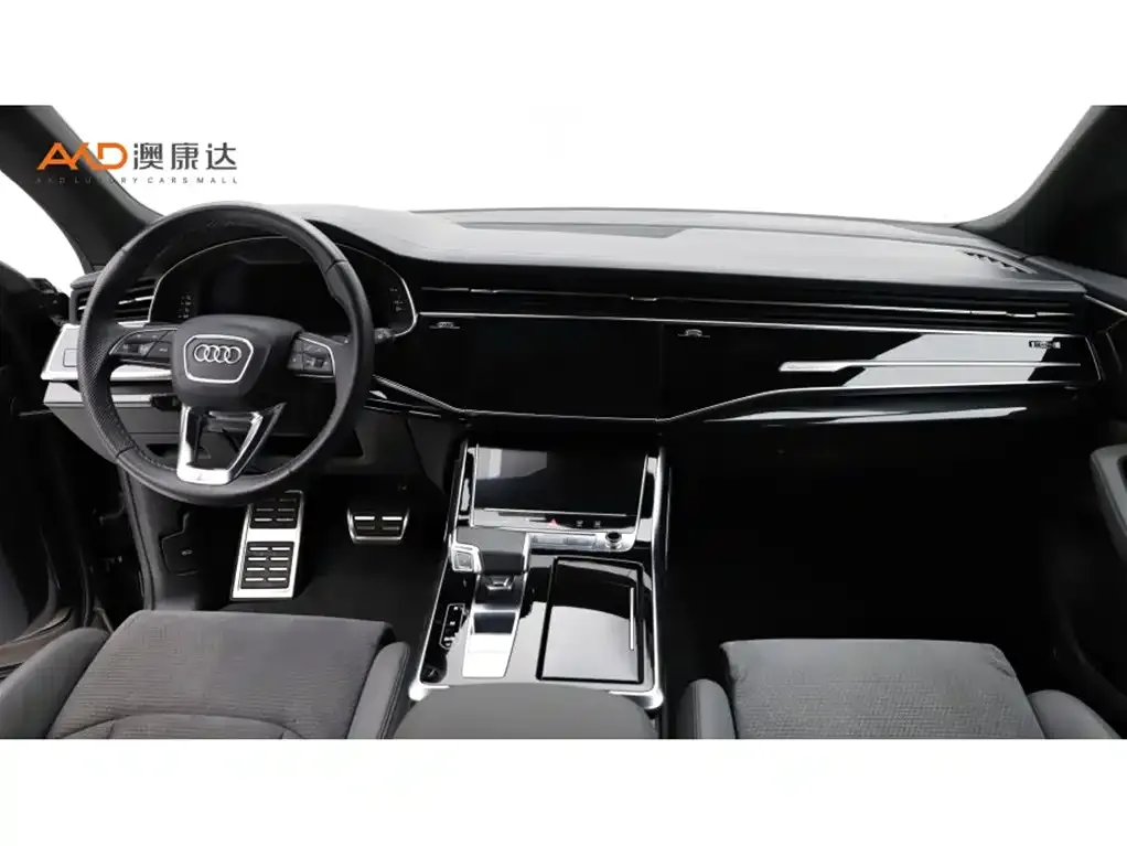Audi Q8 2021 из CN, фото 5