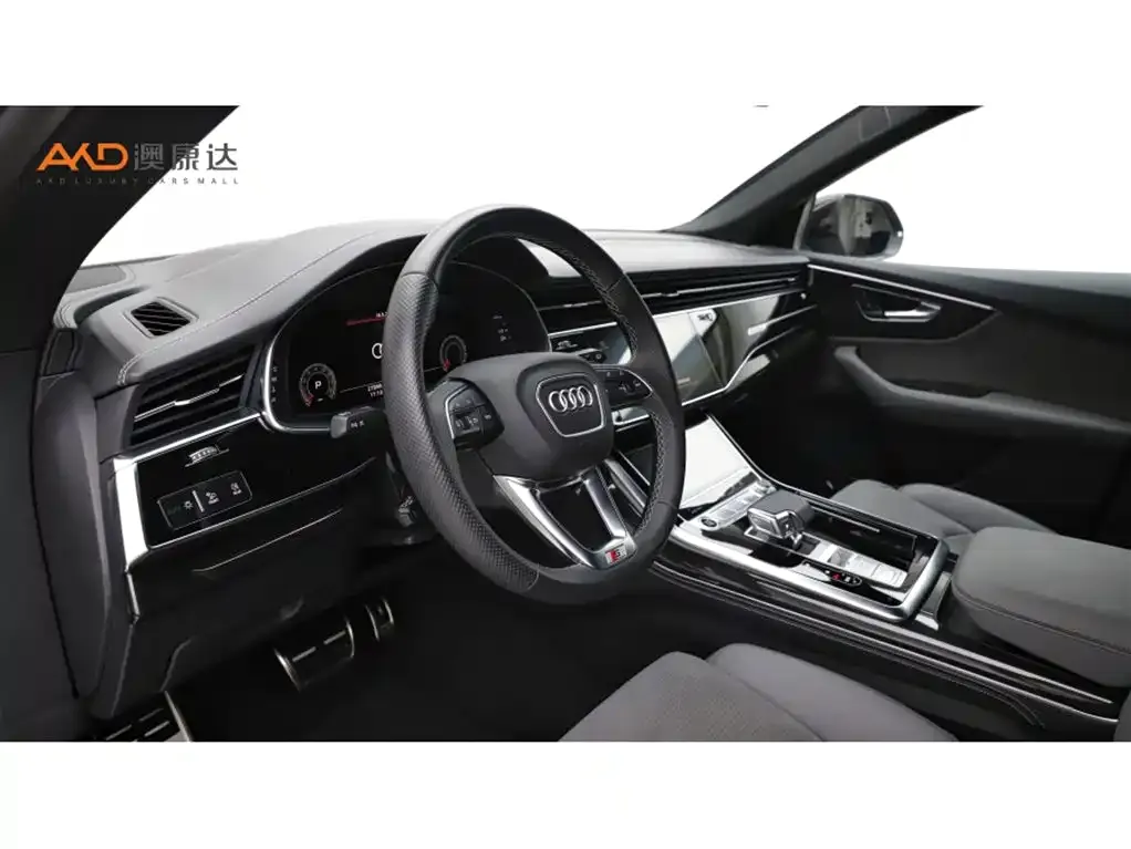 Audi Q8 2021 из CN, фото 6
