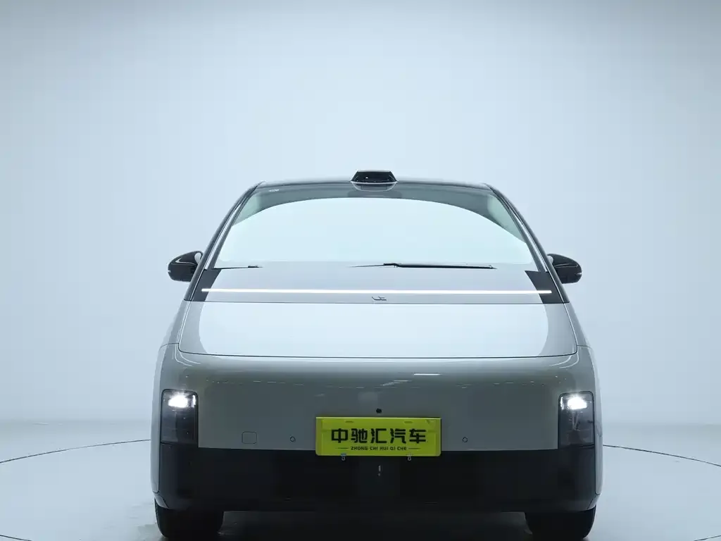 Li Auto MEGA — фото 2