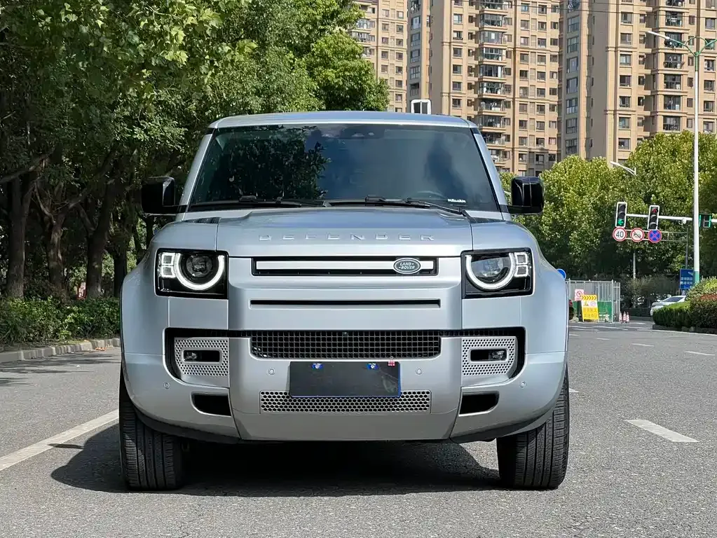Land Rover Defender — фото 2