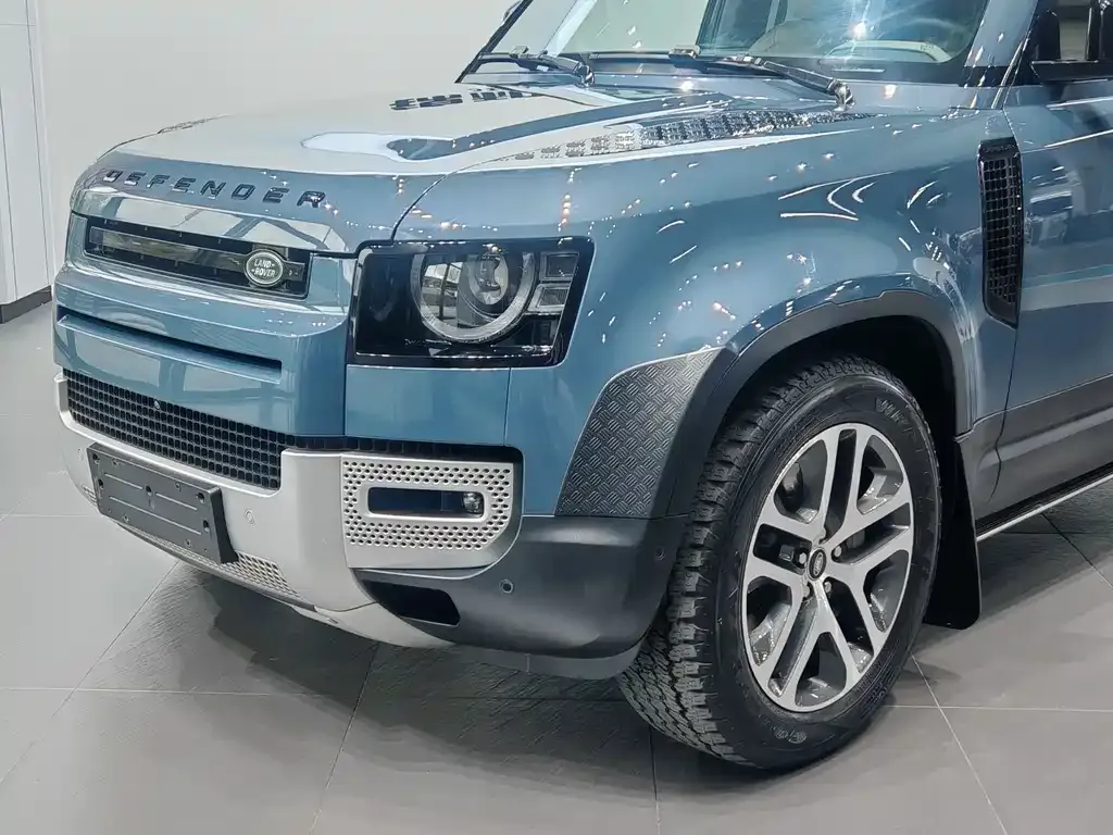 Land Rover Defender — фото 2
