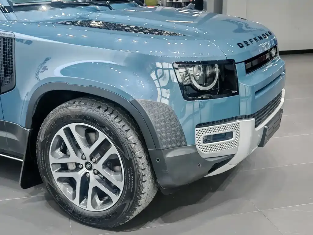 Land Rover Defender — фото 3