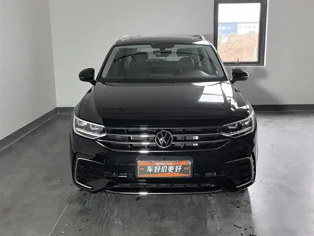 Volkswagen Tiguan L 2022 из CN, фото 3