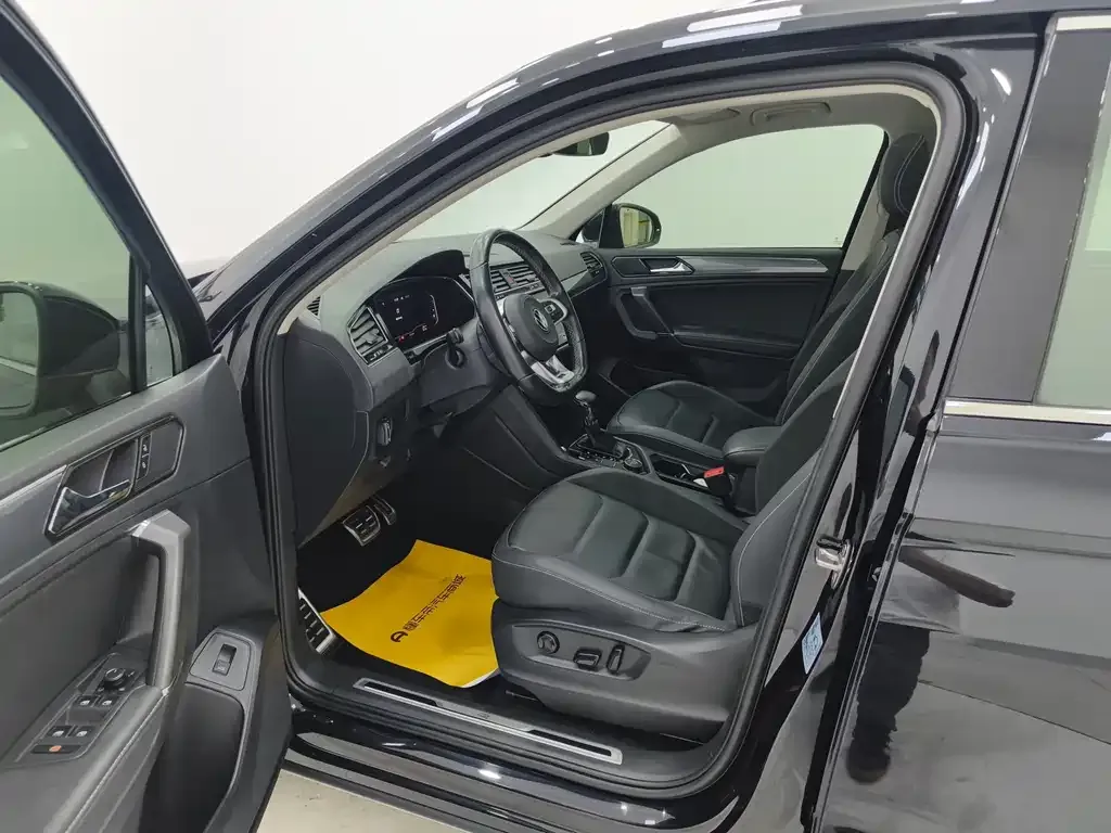 [object Object] Tiguan L 2021 из CN, фото 7