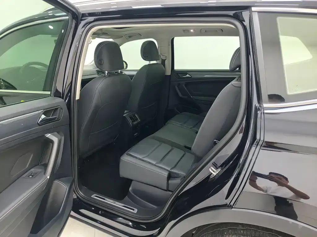 [object Object] Tiguan L 2021 из CN, фото 8