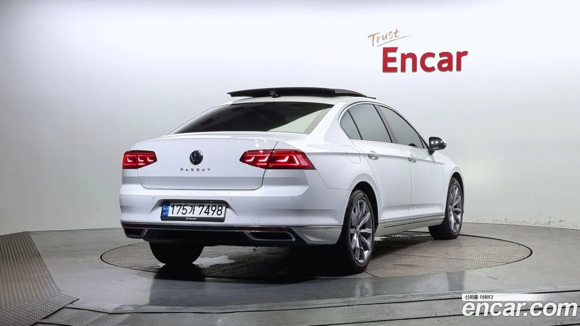 Volkswagen Passat 2021 из KR, фото 2