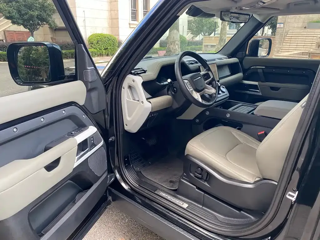 Land Rover Defender 2023 из CN, фото 7