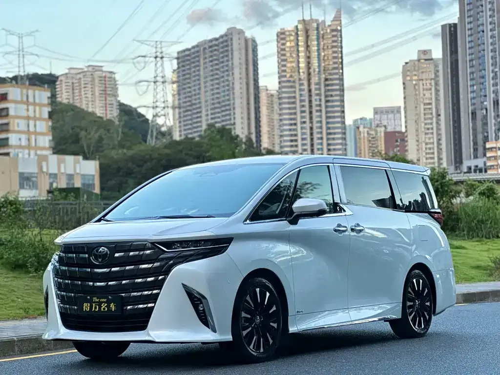 Toyota Alphard 2024 из CN, фото 2