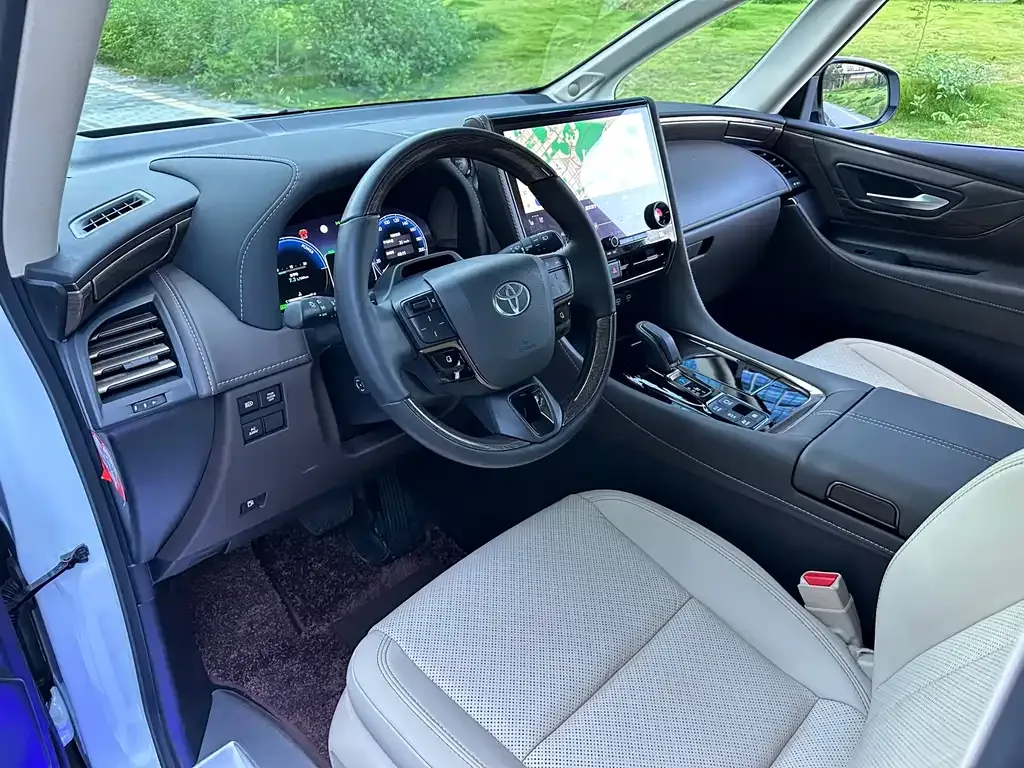 Toyota Alphard 2024 из CN, фото 9