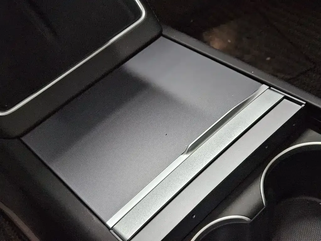 Tesla Model Y 2025 из CN, фото 10