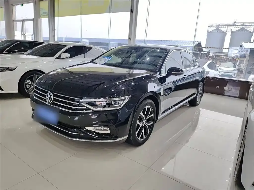 Volkswagen Magotan 2022 из CN, фото 2
