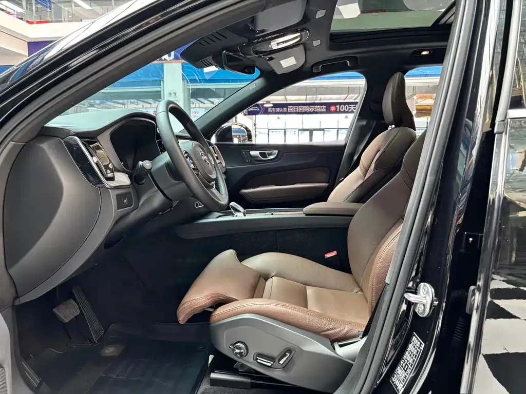 [object Object] XC60 2022 из CN, фото 4