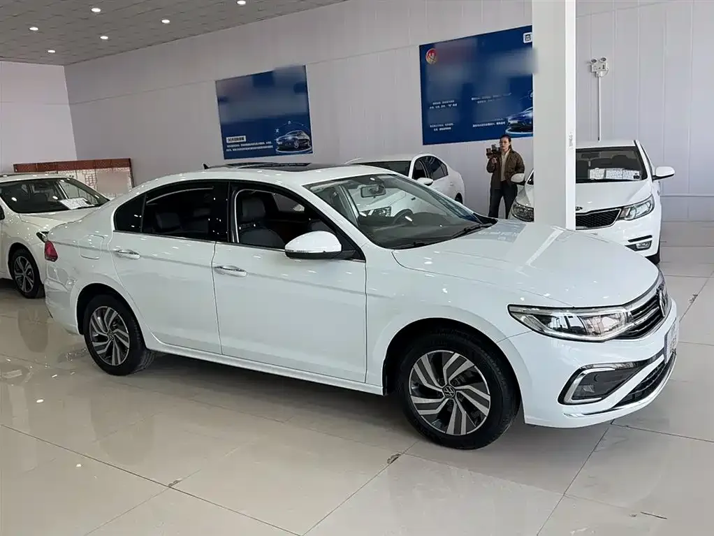 Volkswagen Bora 2024 из CN, фото 4