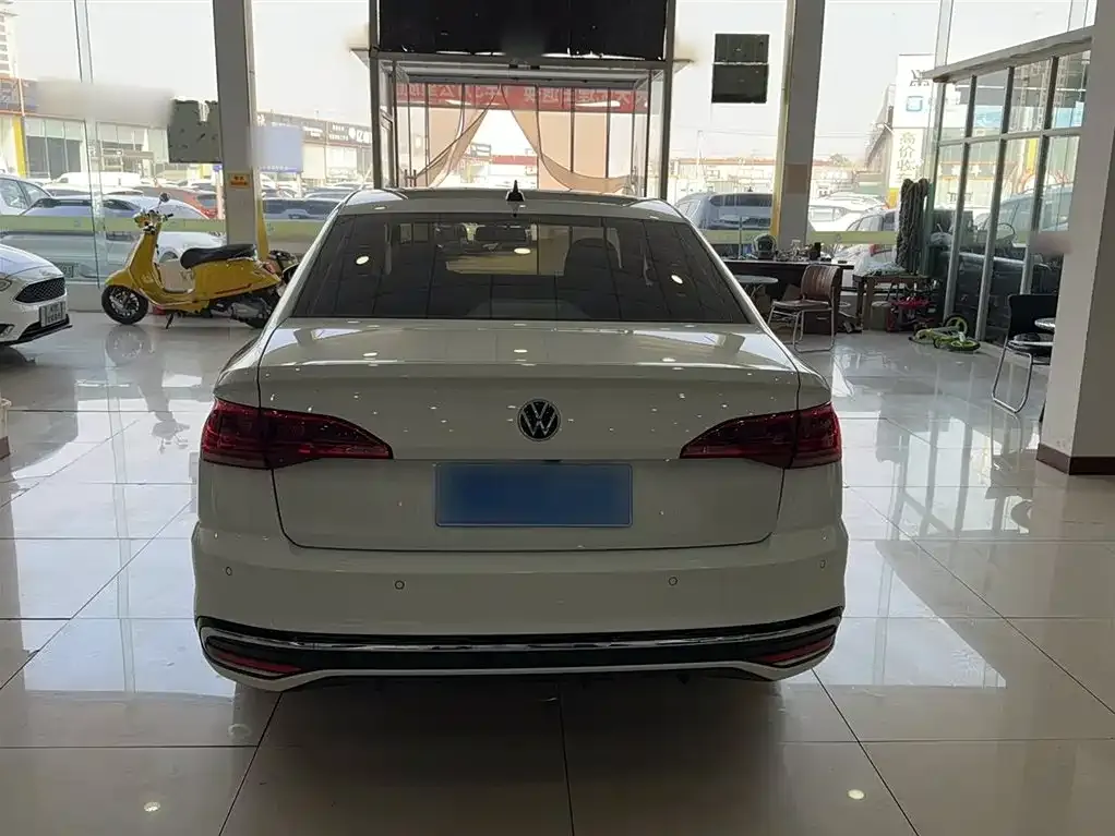 Volkswagen Bora 2024 из CN, фото 6