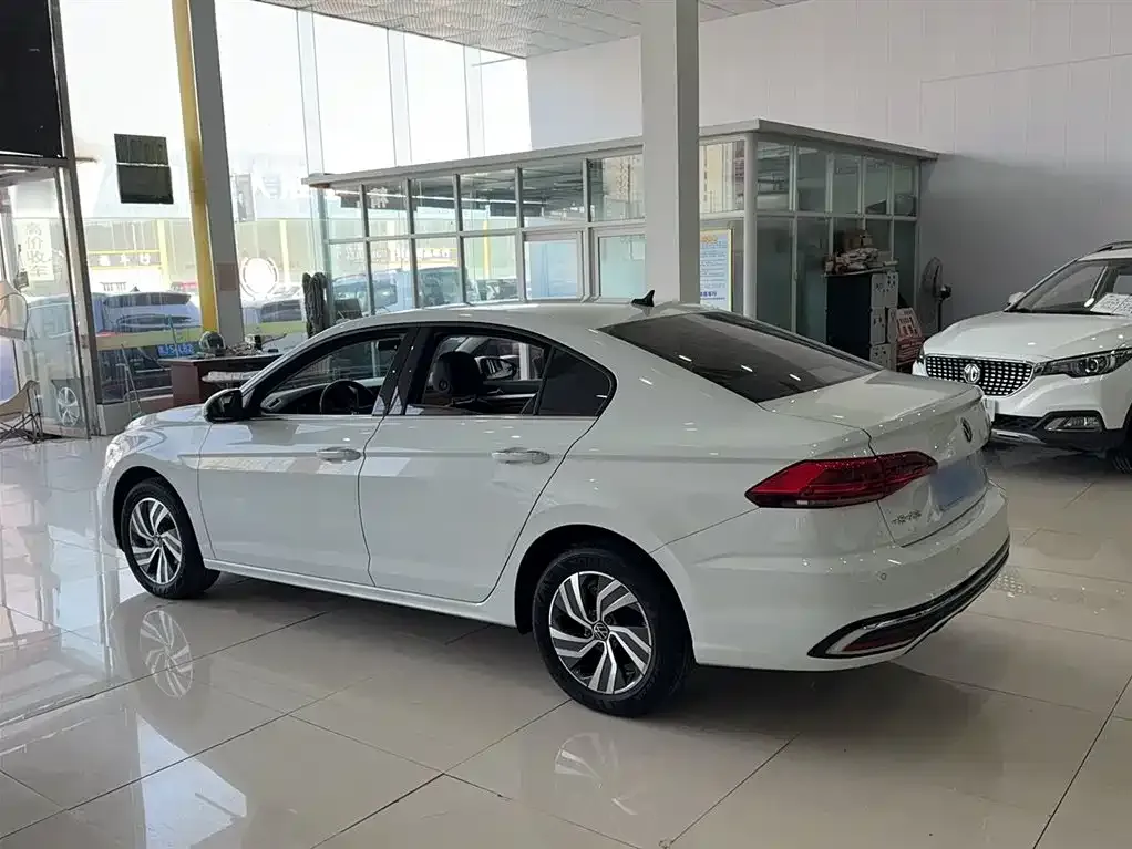 Volkswagen Bora 2024 из CN, фото 7