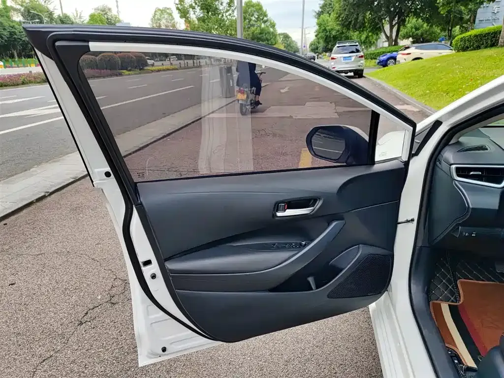 Toyota Corolla 2024 из CN, фото 6