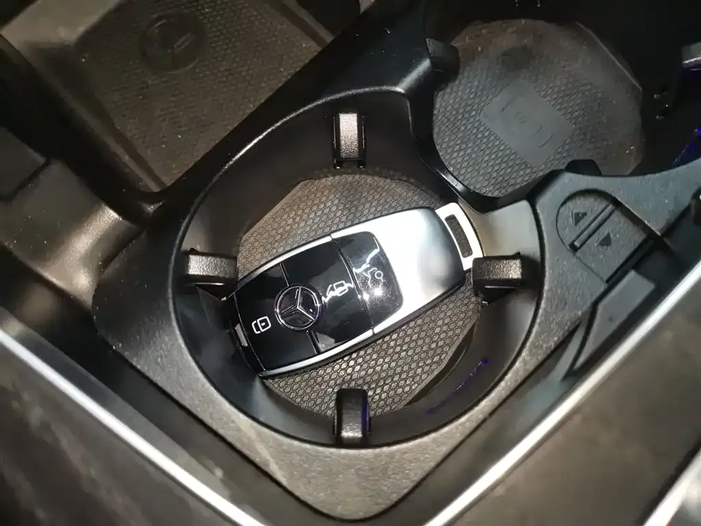 Mercedes-Benz E-Class 2022 из CN, фото 9
