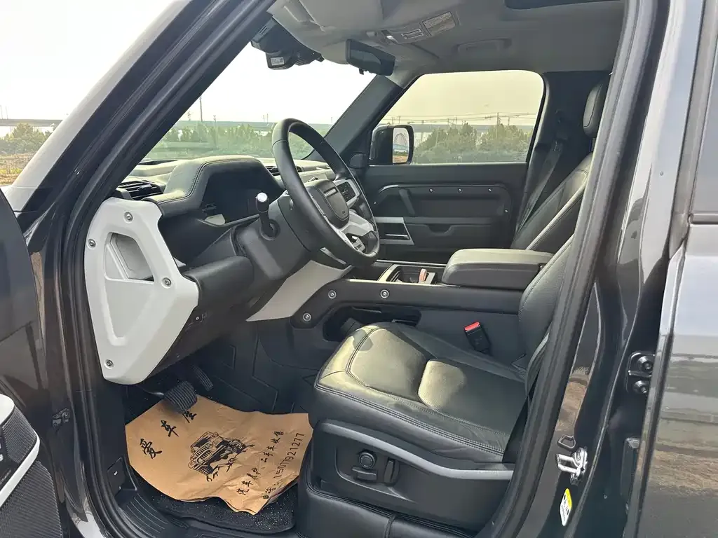 Land Rover Defender 2024 из CN, фото 4