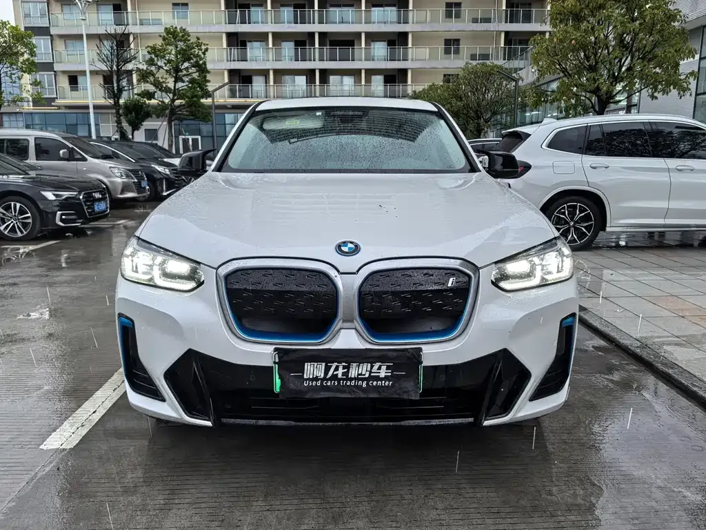 BMW iX3 2022 из CN, фото 2