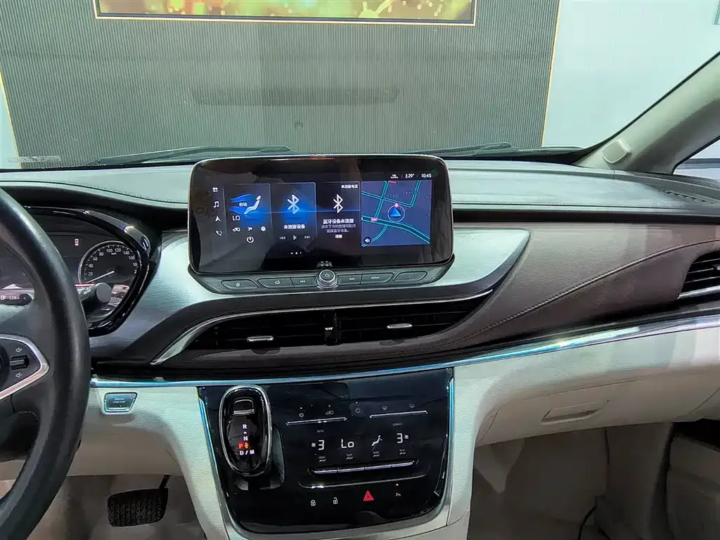 Buick GL8 — фото 8