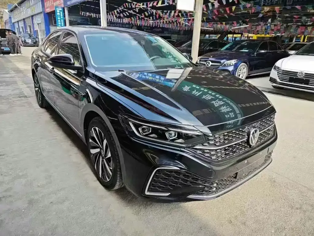 Volkswagen Passat — фото 3