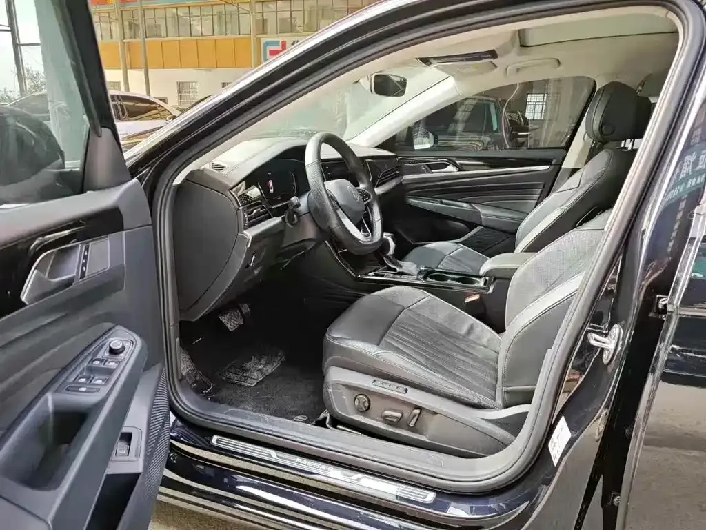 Volkswagen Passat — фото 4