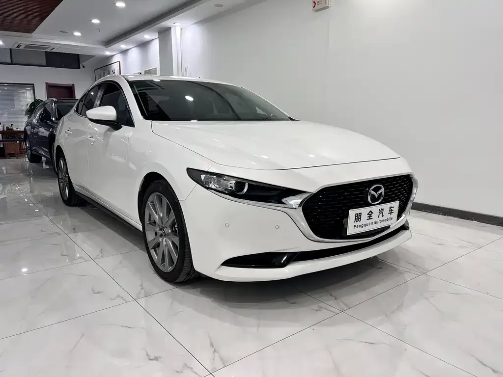 Mazda 3 Axela 2022 из CN, фото 3