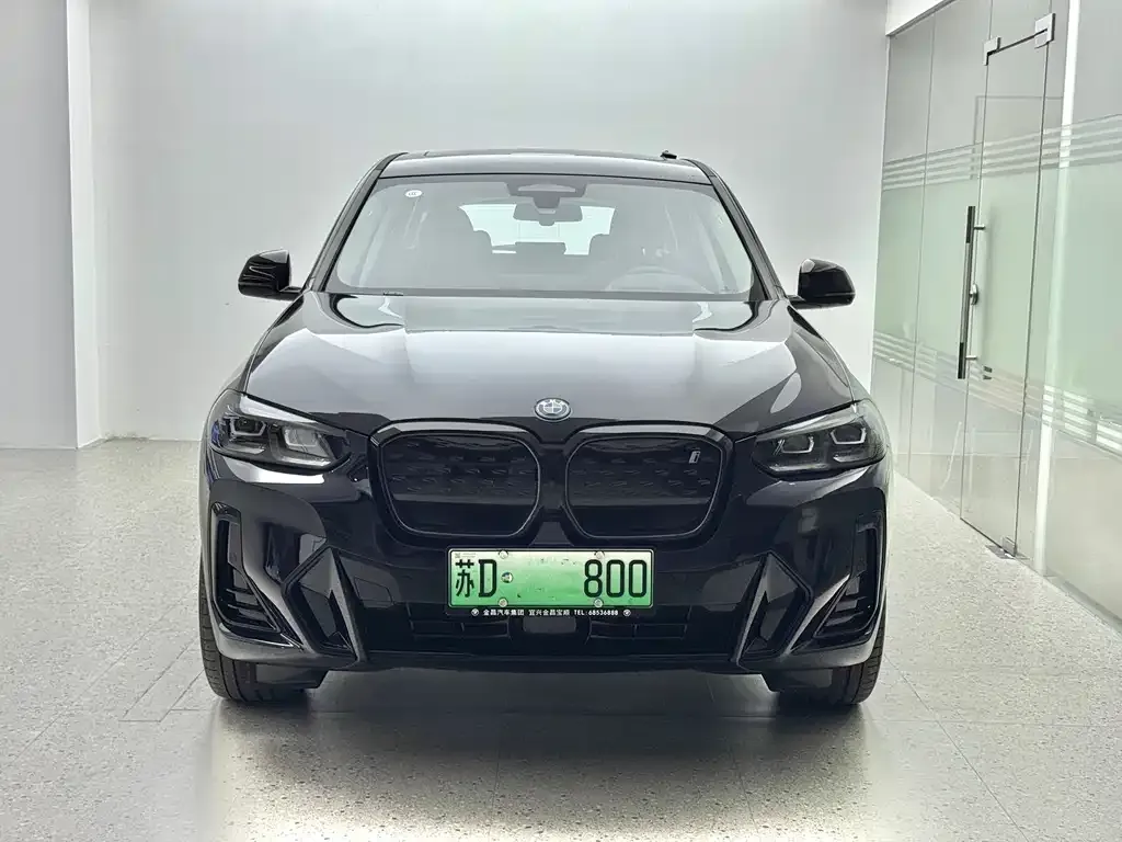 BMW iX3 2024 из CN, фото 1