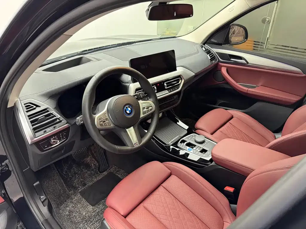 BMW iX3 2024 из CN, фото 5