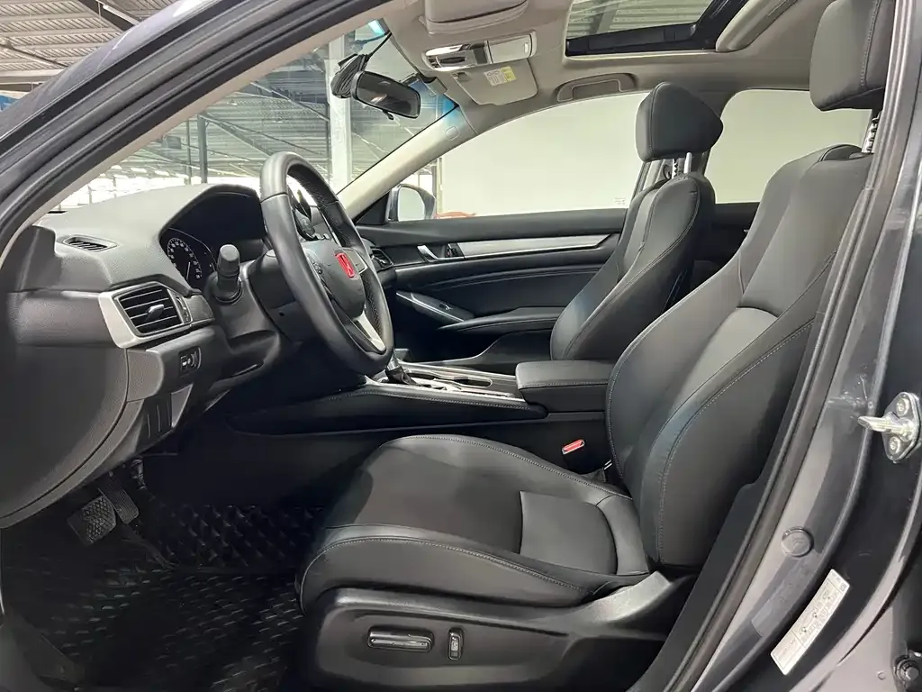 Honda Accord 2022 из CN, фото 9
