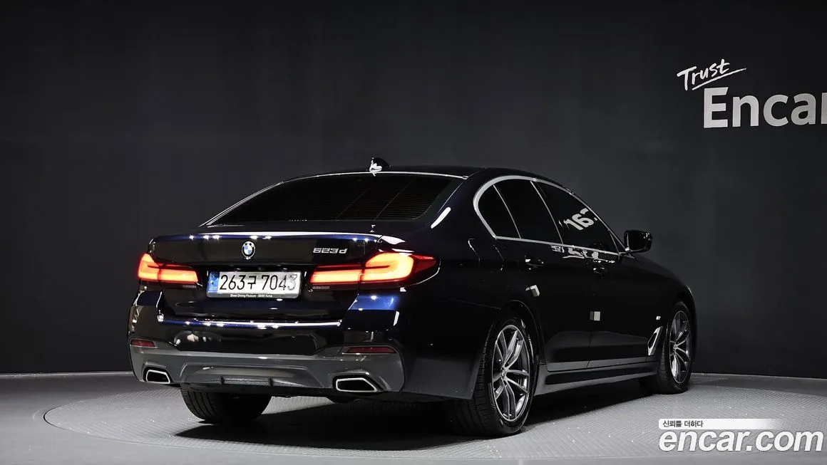 BMW 5-Series 2021 из KR, фото 2