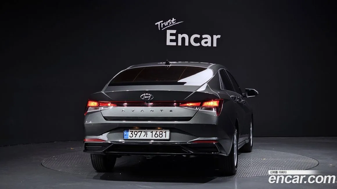 Hyundai AVANTE — фото 4