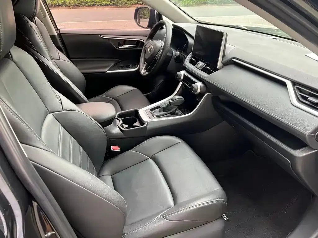 Toyota Wildlander 2021 из CN, фото 9