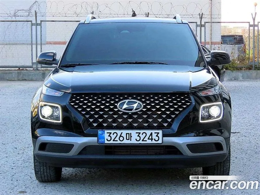 Hyundai Venue — фото 2